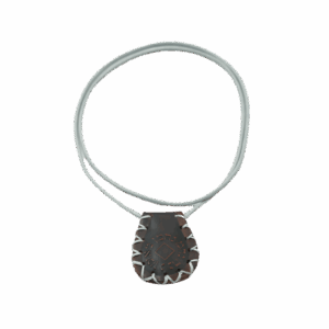 קמע נ נח בצבע חום עם חוט אפור